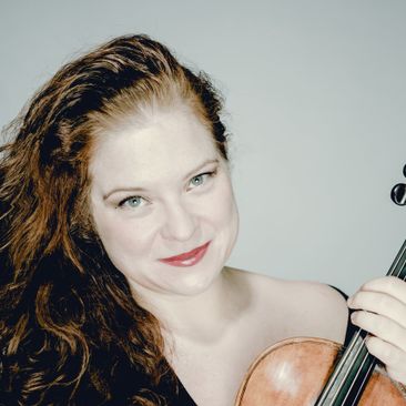 Nora   Schwarzberg, Viola  (Austria)